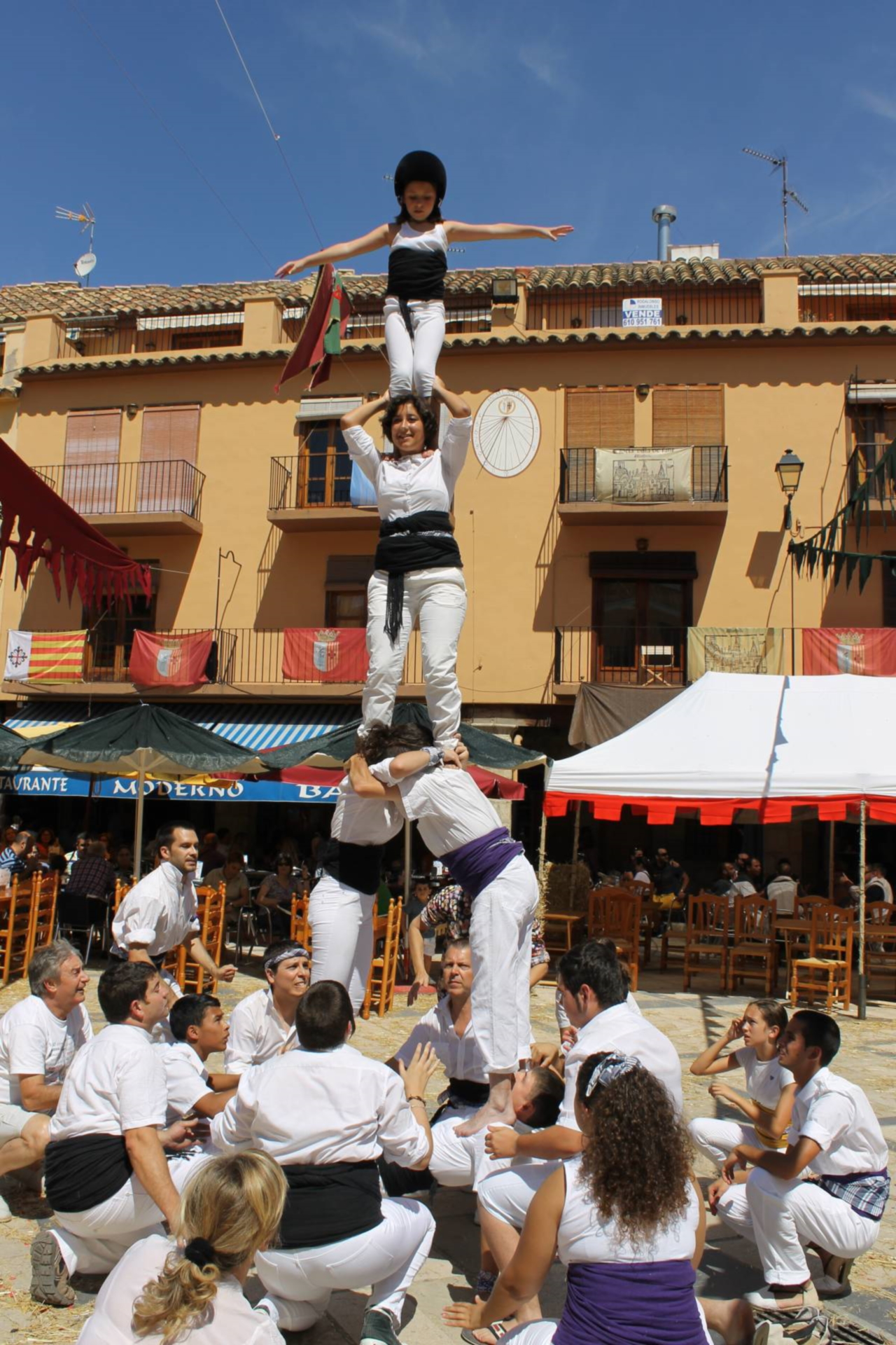 Article D'on són les muixarangues (Kassim Carceller), foto de la M de Vinaròs