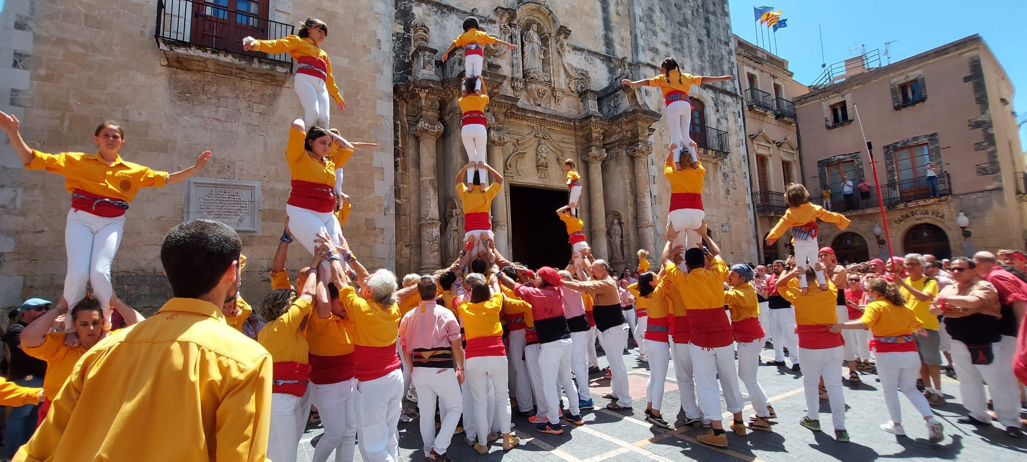 Cr&ograve;nica de l'actuaci&oacute; a la Diada del 96&egrave; Aniversari dels Nens del Vendrell